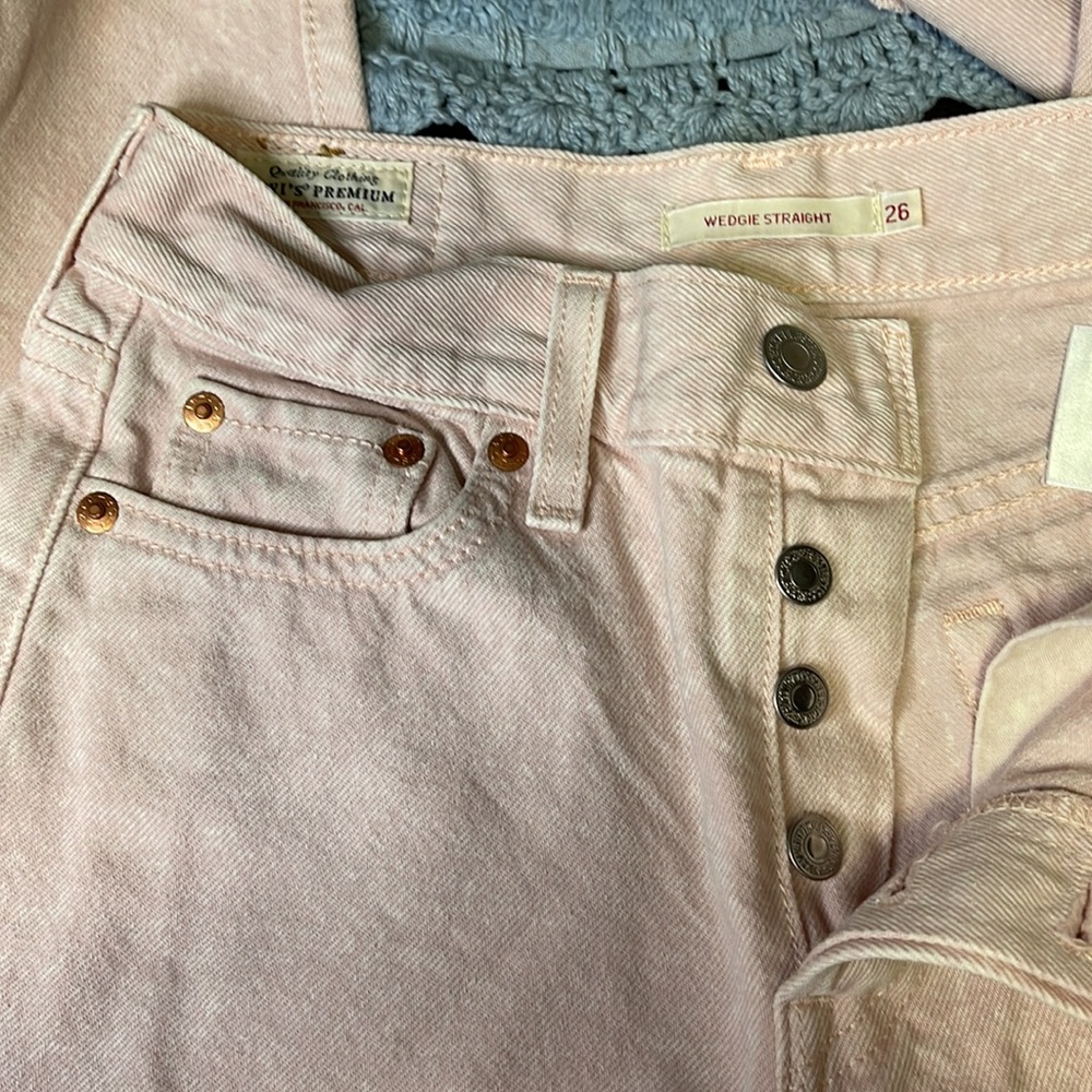 Levi’s In the Peach Wedgie Straight Raw Hem - 26 Free People